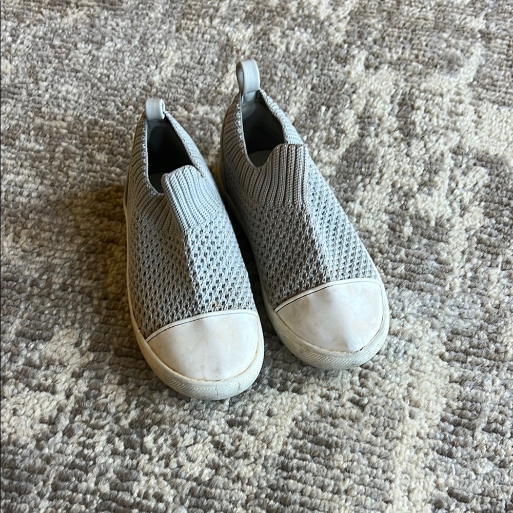 Gray and White Slip-On Sneakers with Breathable Design